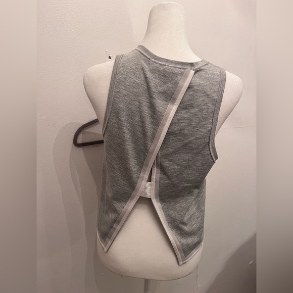 Lululemon Minimal Tank Heathered Power Gray Small - Picture 6 of 6